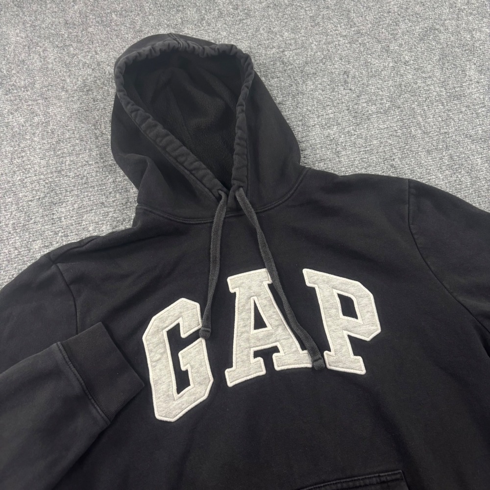 GAP Hoodie Medium Black Arch Logo Fleece Pullover Mens